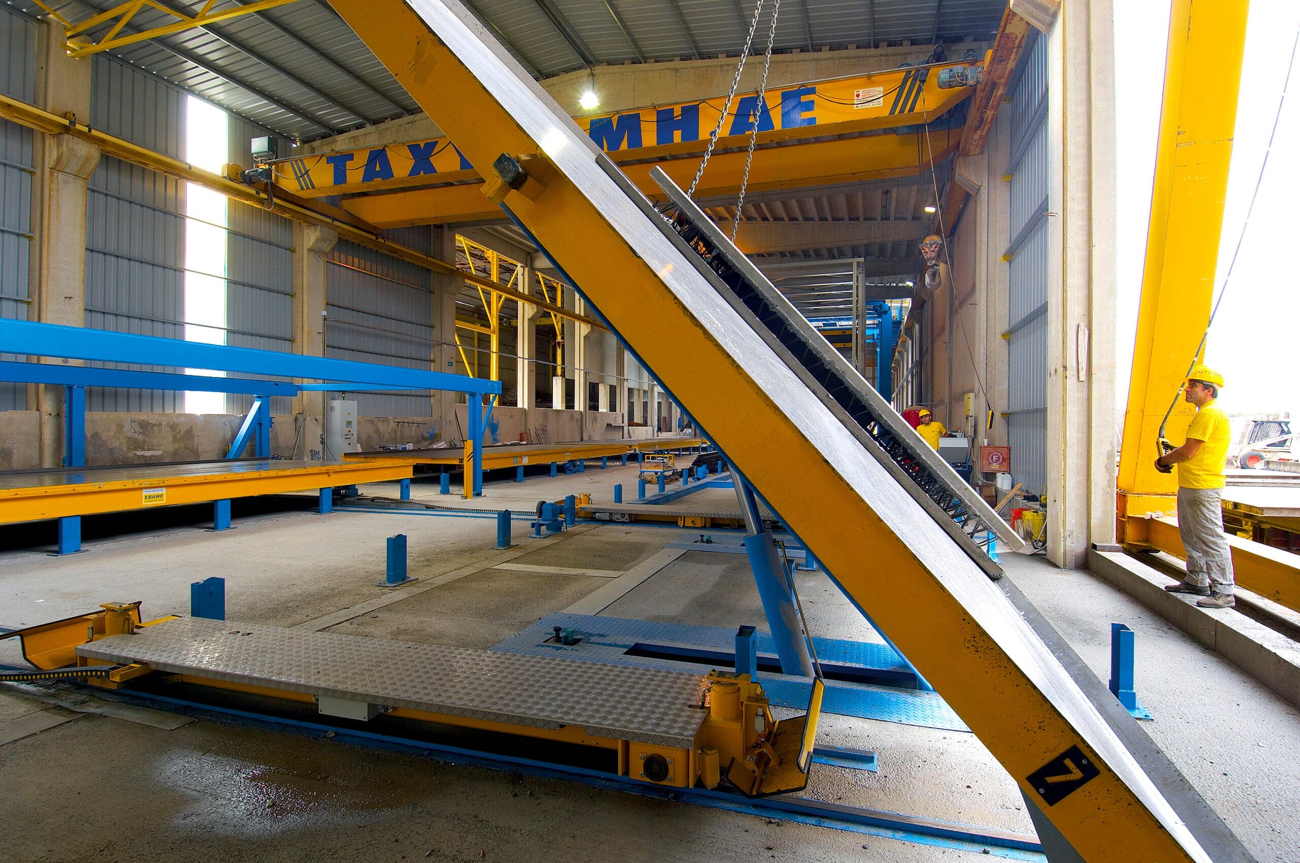 Ταχυδομή | Κατασκευή προκατ σπιτιών και προκατασκευασμένων κτιρίων στα Χανιά. Εργοστάσιο. Προκατ πολυκατοικίες και ξενοδοχεία με προκατασκευασμένα τοιχία από Οπλισμένο Σκυρόδεμα. Ταχύτητα, ποιότητα, αντισεισμική προστασία και ενεργειακή απόδοση σε κάθε προκατασκευασμένη κατοικία.